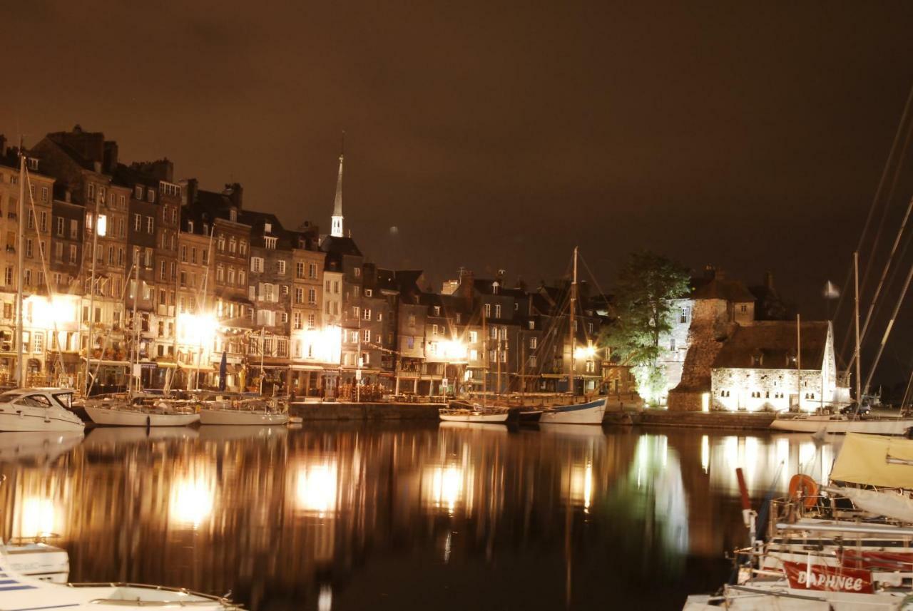 Cosy Maison 3 Chambres Honfleur Jardin, Parking Prive Et Jacuzzi Εξωτερικό φωτογραφία
